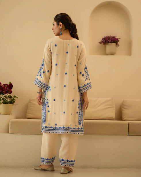White Lily Breeze – Dori Embroidered Straight Suit Set